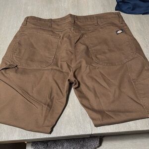 Great Condition Men’s 38x30 Brown Dickies Flex Cargos